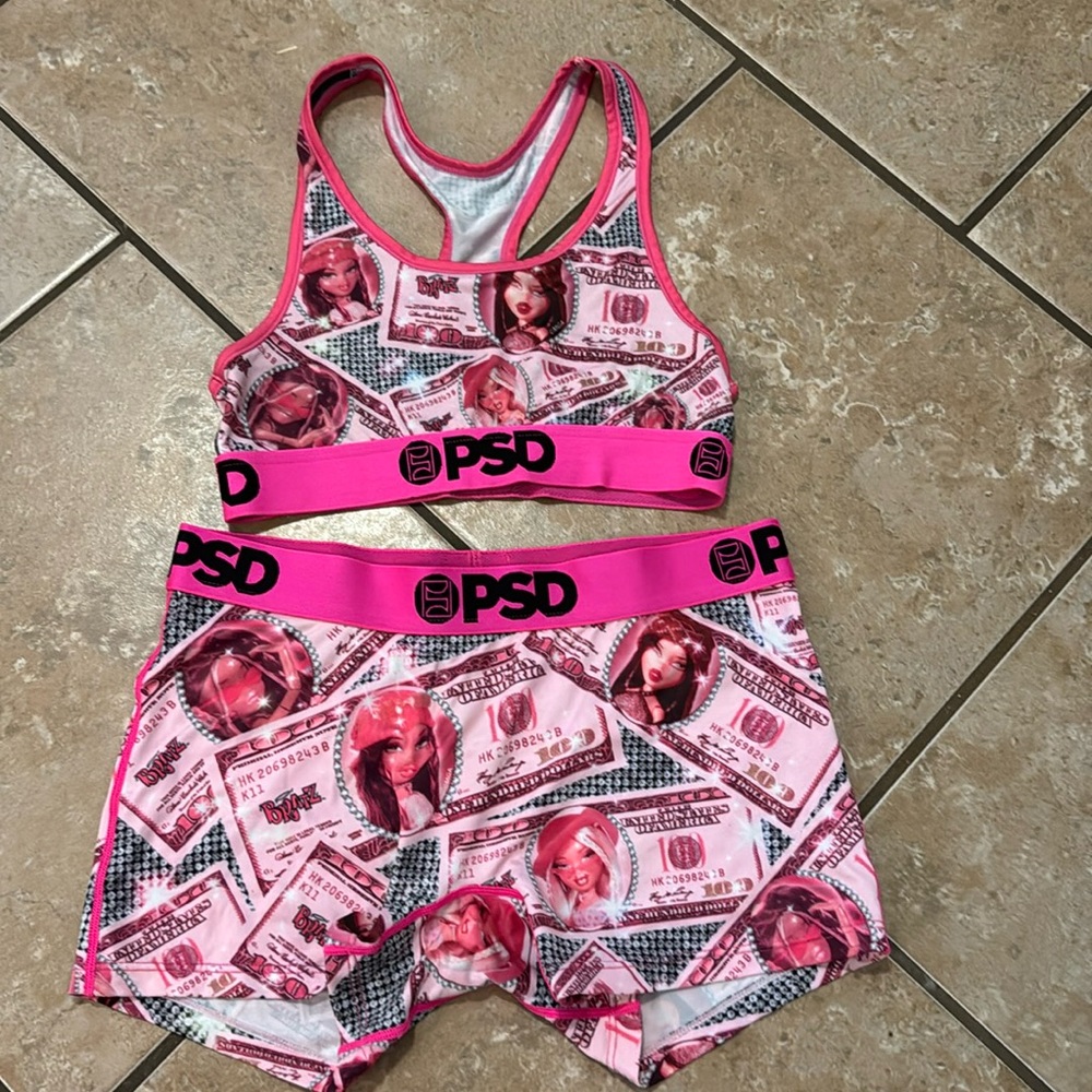 PSD OUTFIT